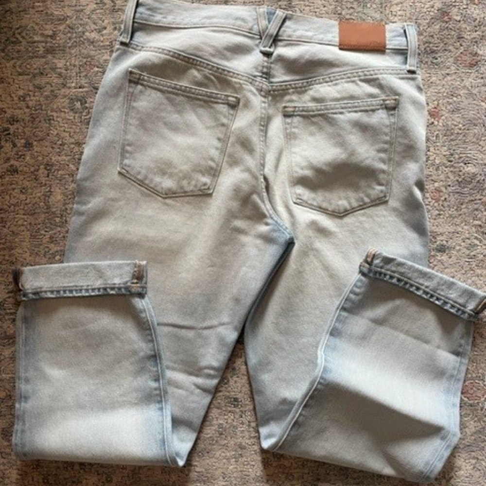 Slouchy Boyfriend Jean in Waterside Wash - Picture 9 of 10